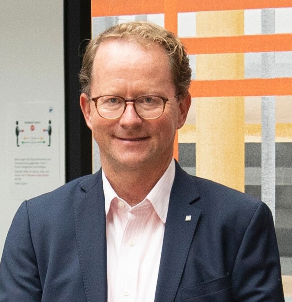  Interprint: Bauer neuer CEO