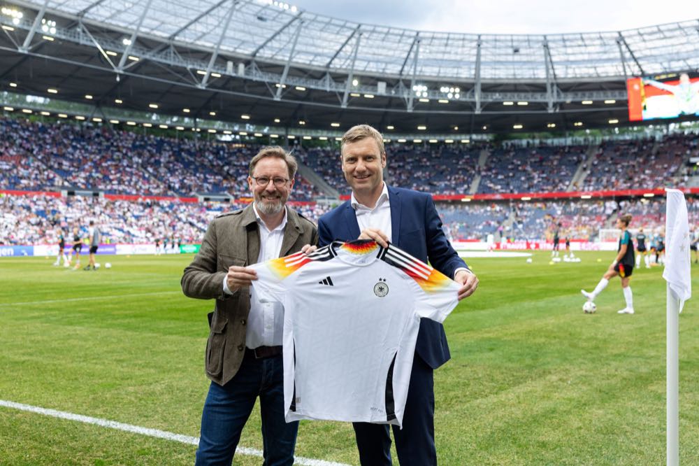 Wiesenhof ist Partner der DFB-Frauen-Nationalmannschaft