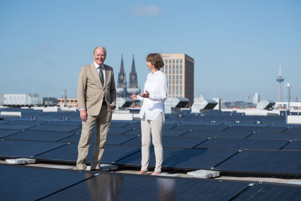 Koelnmesse mit größter innerstädtischer PV-Anlage Kölns